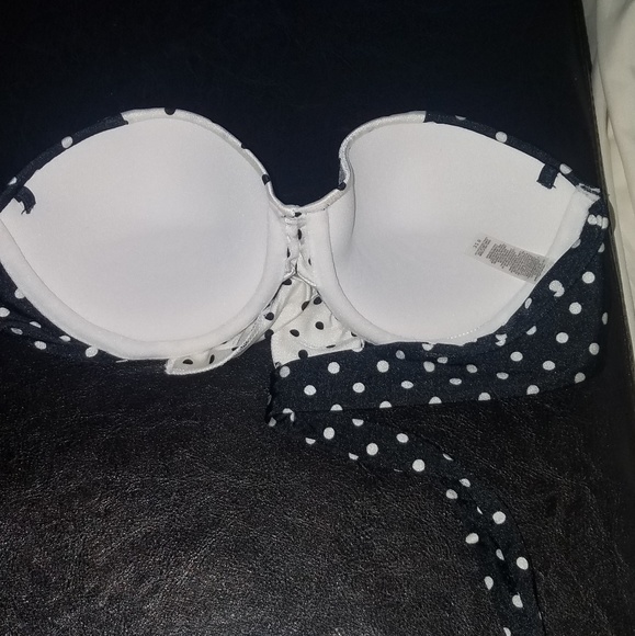 💋Victorias Secret Polka dot Bikini top - Picture 4 of 4